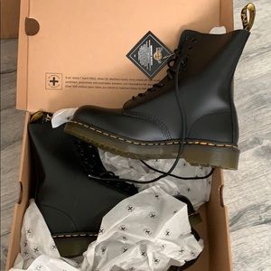 brand new dr martens